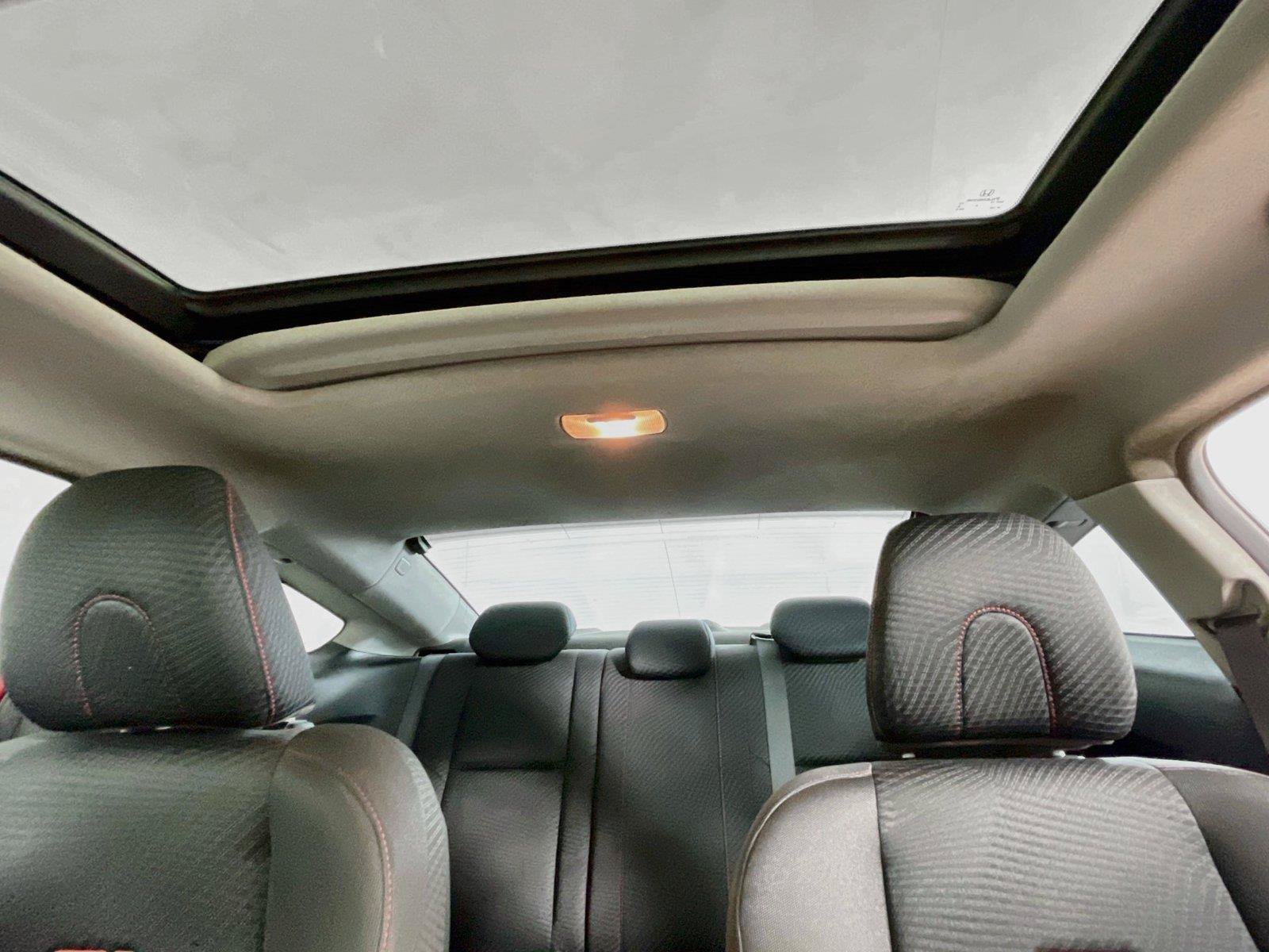 Used 2012 Honda Civic Si image 12