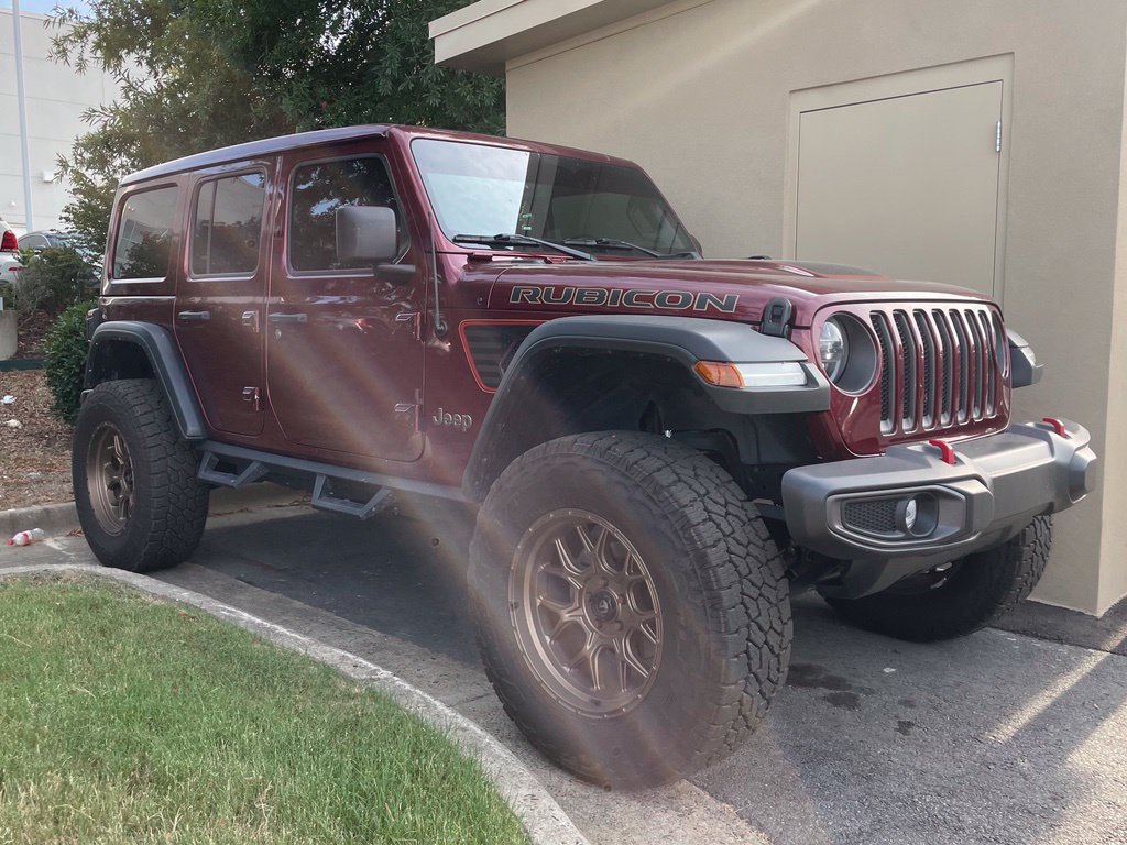 Used 2021 Jeep Wrangler Unlimited Rubicon AWD/4WD image 2