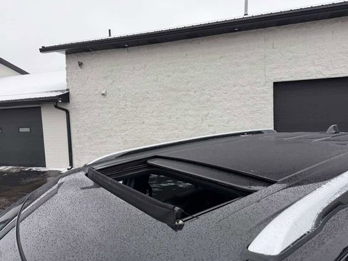 Used 2016 Ford Explorer Limited w/ Equipment Group 301A image 8