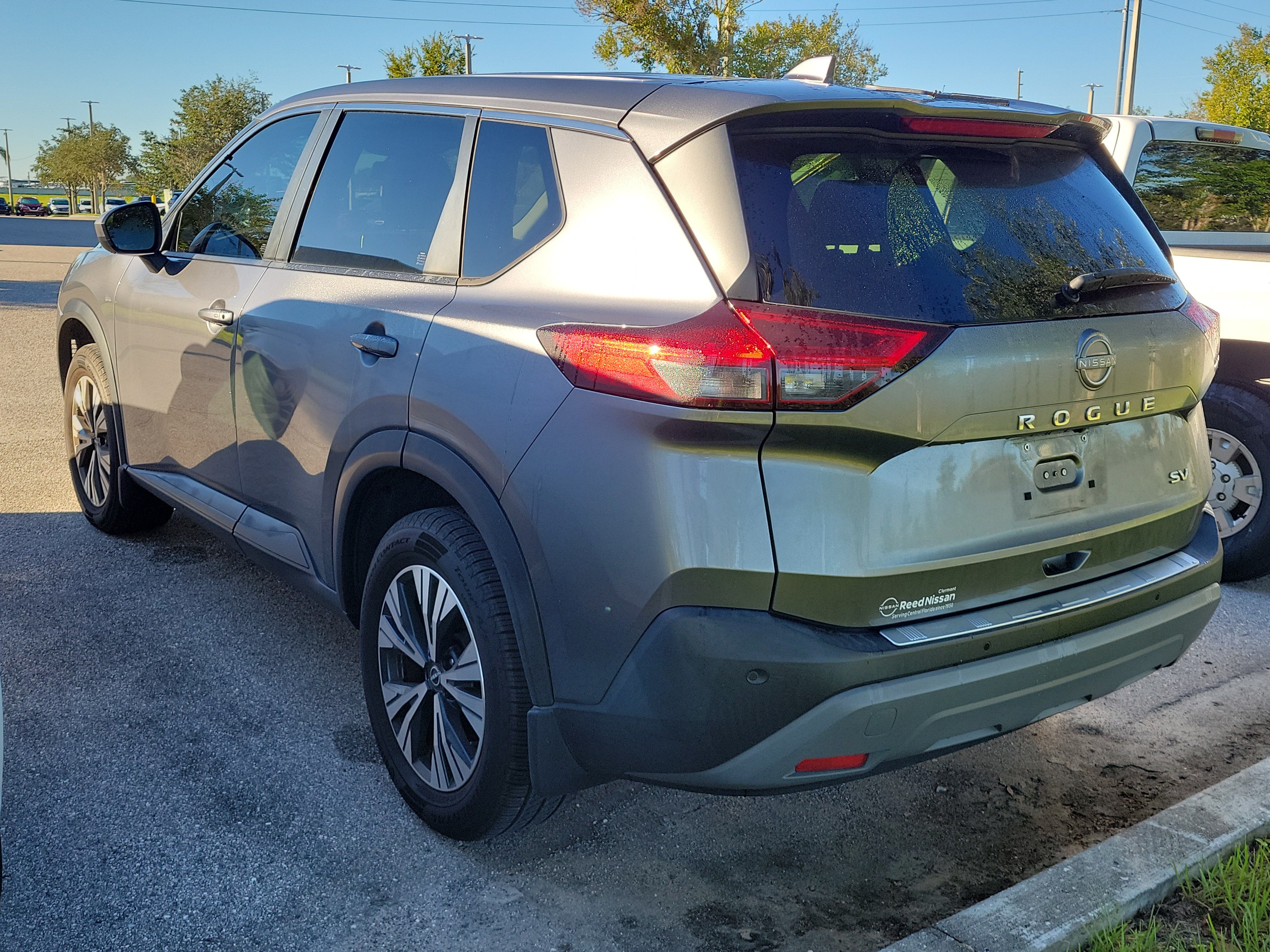 Certified 2023 Nissan Rogue SV FWD image 4