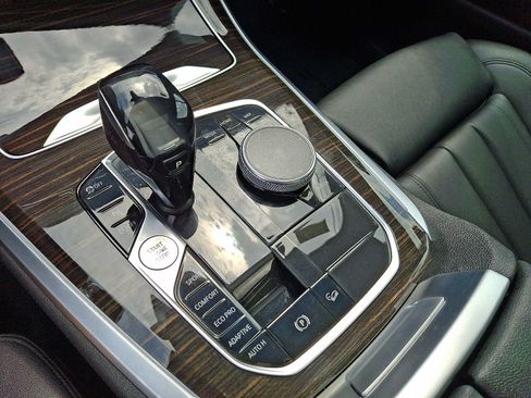 Used 2019 BMW X5 xDrive40i w/ Convenience Package AWD/4WD image 15