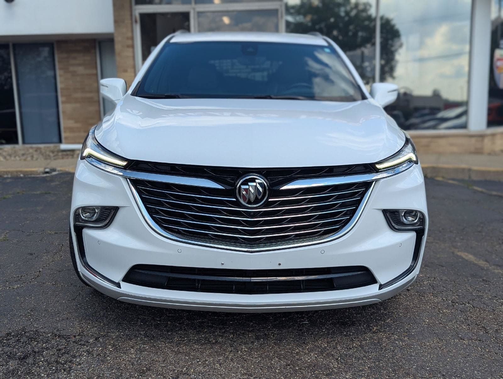 Used 2022 Buick Enclave Premium FWD image 7