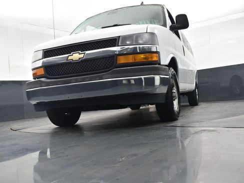 Used 2019 Chevrolet Express 3500 LT w/ LT Preferred Equipment Group image 20