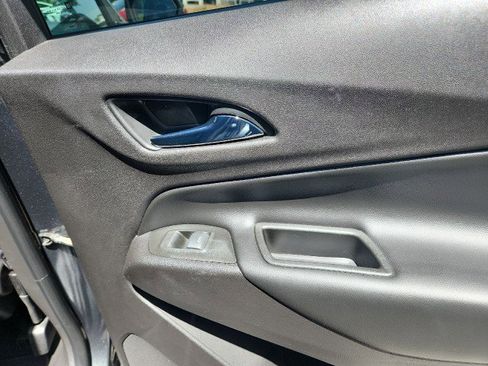Used 2019 Chevrolet Equinox LT FWD image 38