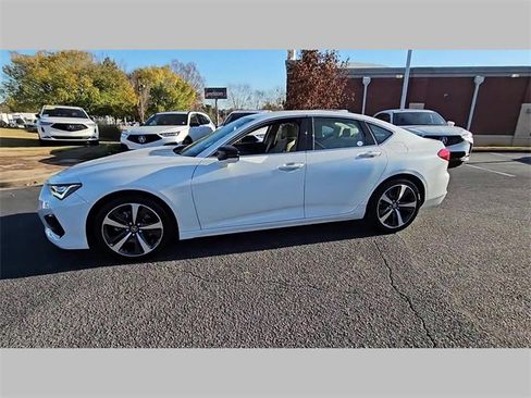 Certified 2025 Acura TLX w/ Technology Package image 29