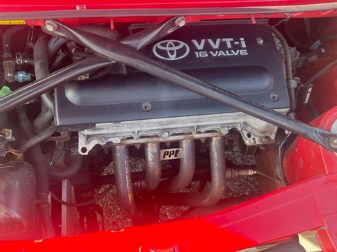 Used 2003 Toyota MR2 image 23