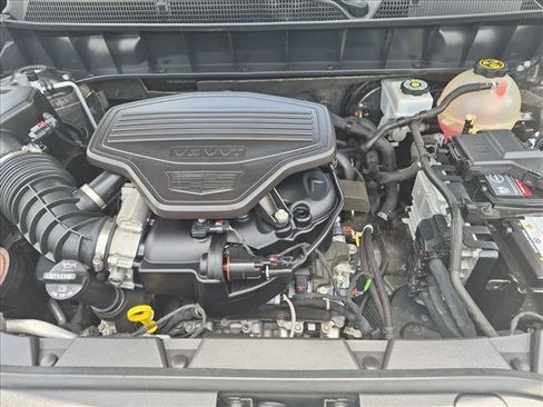 Used 2018 Cadillac XT5 FWD w/ LPO, Wheel Lock Package image 22