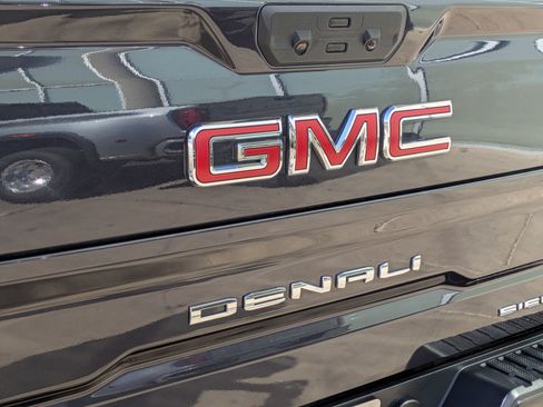 Certified 2023 GMC Sierra 1500 Denali w/ Technology Package AWD/4WD image 26