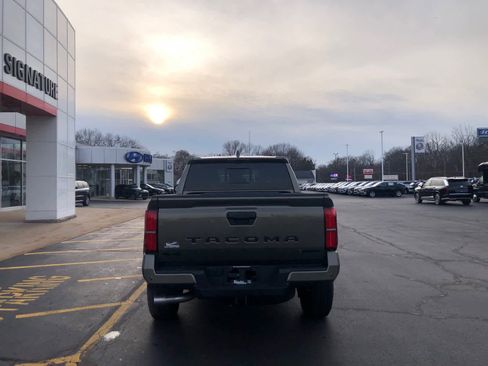 New 2026 Toyota Tacoma TRD Off-Road image 6