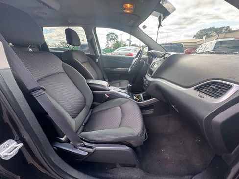 Used 2012 Dodge Journey SXT w/ Flexible Seating Group image 25