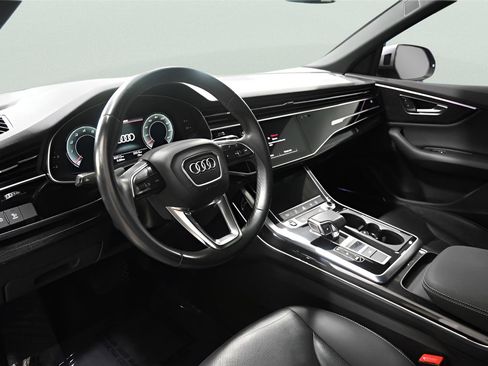 Used 2021 Audi Q8 Premium Plus w/ Premium Plus Package AWD/4WD image 10