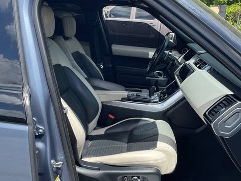 Used 2019 Land Rover Range Rover Sport HSE Dynamic AWD/4WD image 8