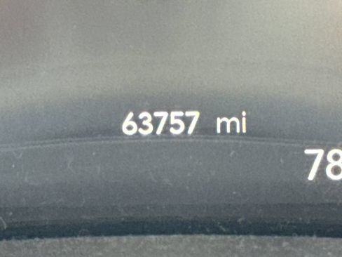 Used 2019 Chrysler Pacifica Touring-L w/ Advanced Safetytec Group FWD image 22