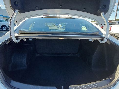 Used 2023 Chevrolet Malibu LT image 25