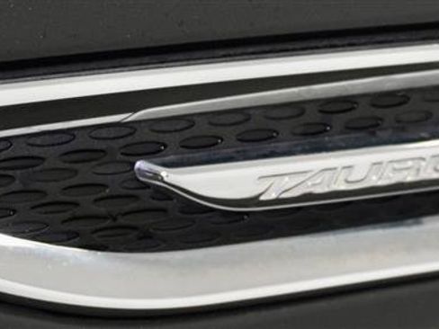 Used 2015 Ford Taurus Limited image 39