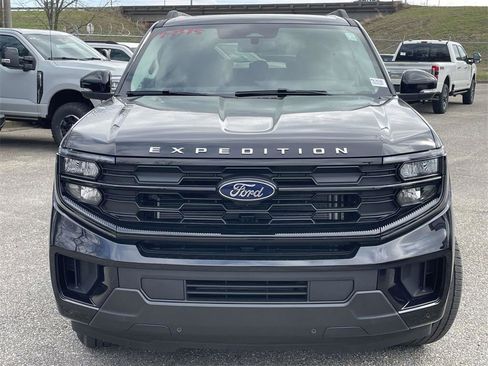 New 2026 Ford Expedition Max Active image 8