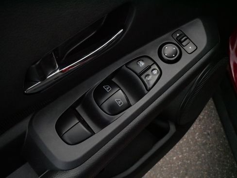 Used 2023 Nissan Kicks SV FWD image 19