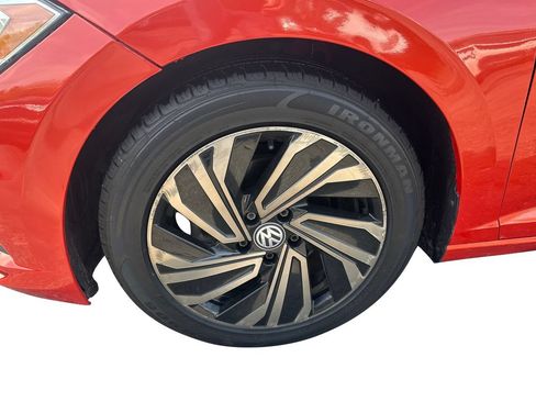 Used 2019 Volkswagen Jetta SEL Premium FWD image 24