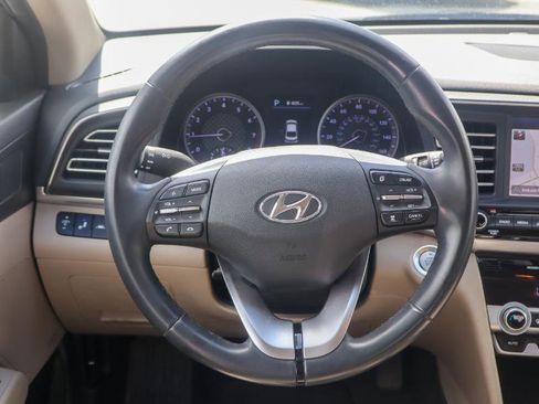 Used 2019 Hyundai Elantra Limited w/ Ultimate Package 02 FWD image 13