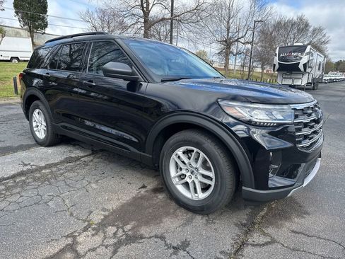 New 2026 Ford Explorer Active w/ Active Comfort Package image 1