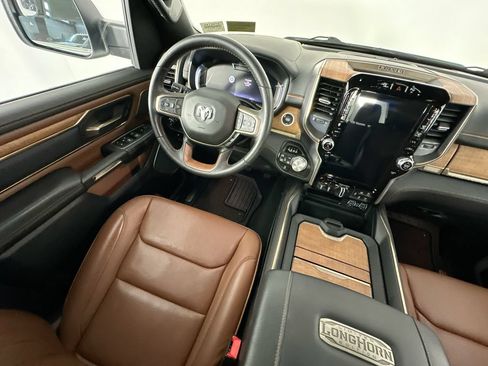 Used 2023 RAM 1500 Limited AWD/4WD image 9