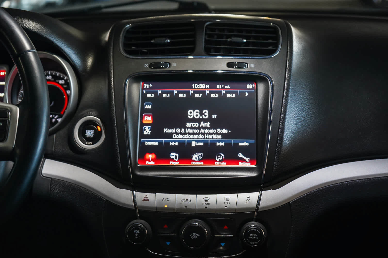 Used 2019 Dodge Journey SE w/ Premium Group FWD image 14