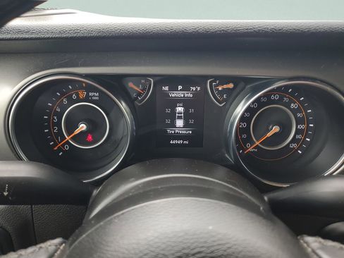 Used 2021 Jeep Gladiator Sport AWD/4WD image 23