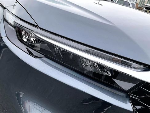 Used 2023 Honda CR-V EX-L image 27