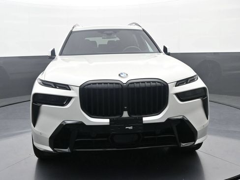 Used 2026 BMW X7 xDrive40i w/ Executive Package AWD/4WD image 2