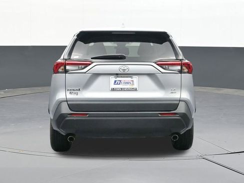 Used 2024 Toyota RAV4 LE image 8