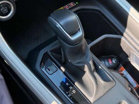 Used 2024 Toyota Grand Highlander AWD image 23