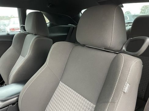 Used 2022 Dodge Challenger R/T image 21