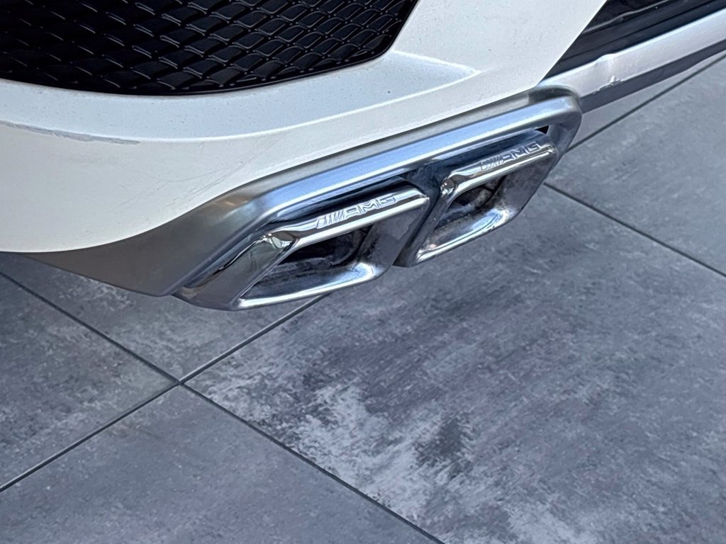 Used 2013 Mercedes-Benz GL 63 AMG 4MATIC image 9