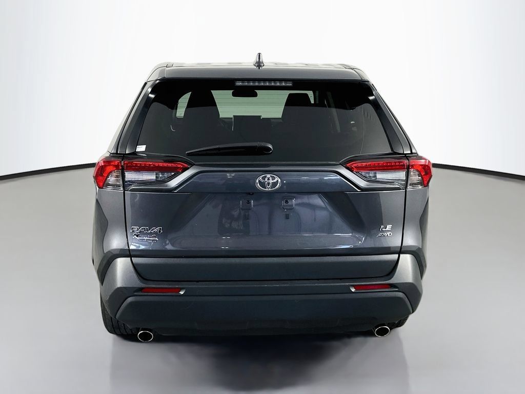 Used 2025 Toyota RAV4 LE AWD/4WD image 6