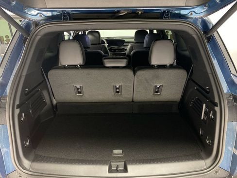 Used 2026 Buick Enclave Preferred w/ Power Package FWD image 23