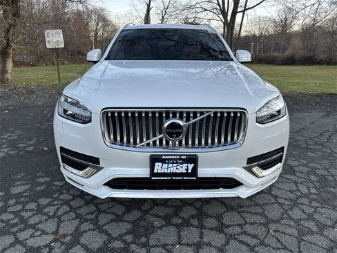 Certified 2024 Volvo XC90 B5 Plus w/ Protection Package Premier image 3
