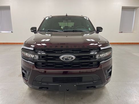 New 2024 Ford Expedition Limited image 3