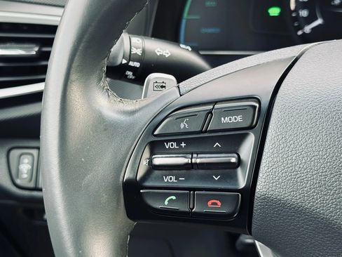 Used 2019 Hyundai Ioniq Electric image 14