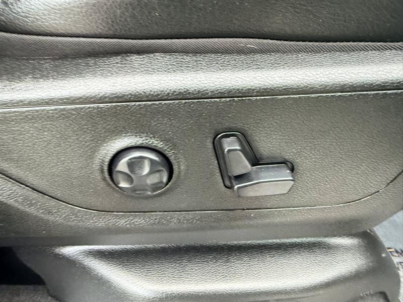 Used 2019 RAM 1500 Sport w/ Level 2 Equipment Group AWD/4WD image 17