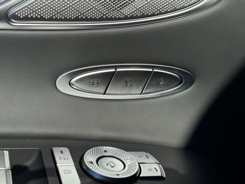 New 2026 Genesis GV70 2.5T Select image 27