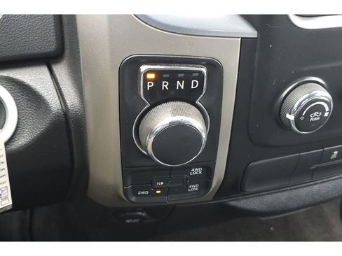 Used 2015 RAM 1500 Classic SLT image 21