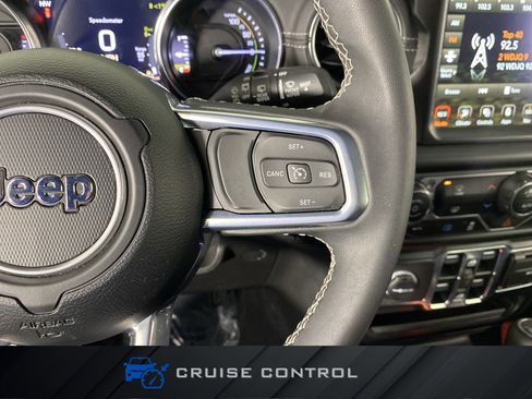 Used 2023 Jeep Wrangler Sahara image 25