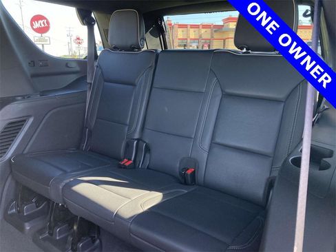 Used 2023 GMC Yukon SLT image 13