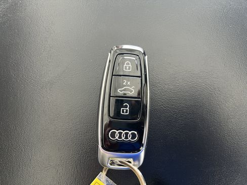 Used 2022 Audi SQ8 Premium Plus AWD/4WD image 23