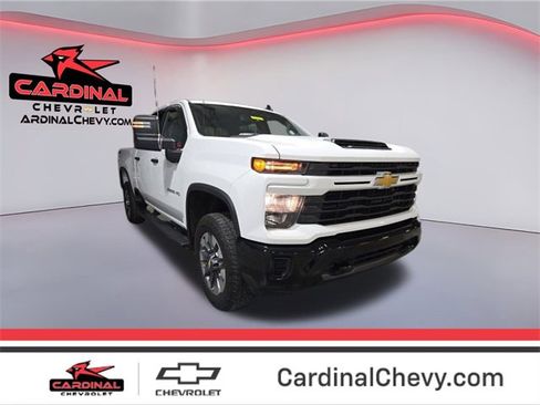 Used 2024 Chevrolet Silverado 2500 Custom w/ Custom Value Package image 1