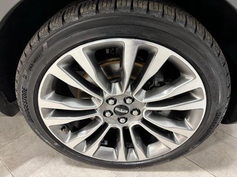 Used 2017 Lincoln MKX Reserve w/ Luxury Package image 9