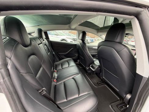 Used 2021 Tesla Model 3 Long Range image 4