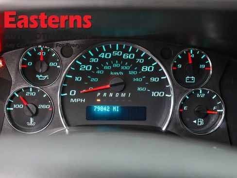 Used 2016 Chevrolet Express 2500 image 18