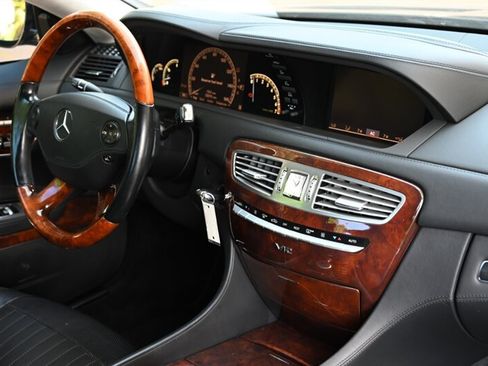 Used 2009 Mercedes-Benz CL 600 image 22