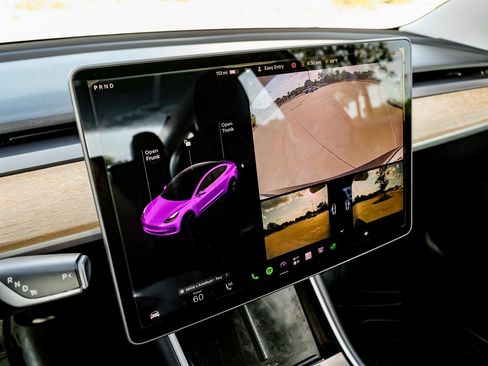 Used 2019 Tesla Model 3 Standard Range Plus RWD image 18